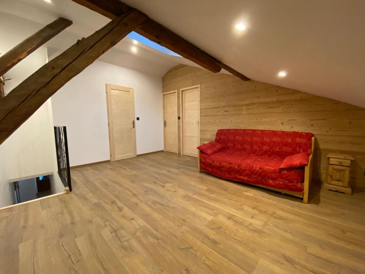 75m2 Duplex Au Coeur Du Village De Apartment
